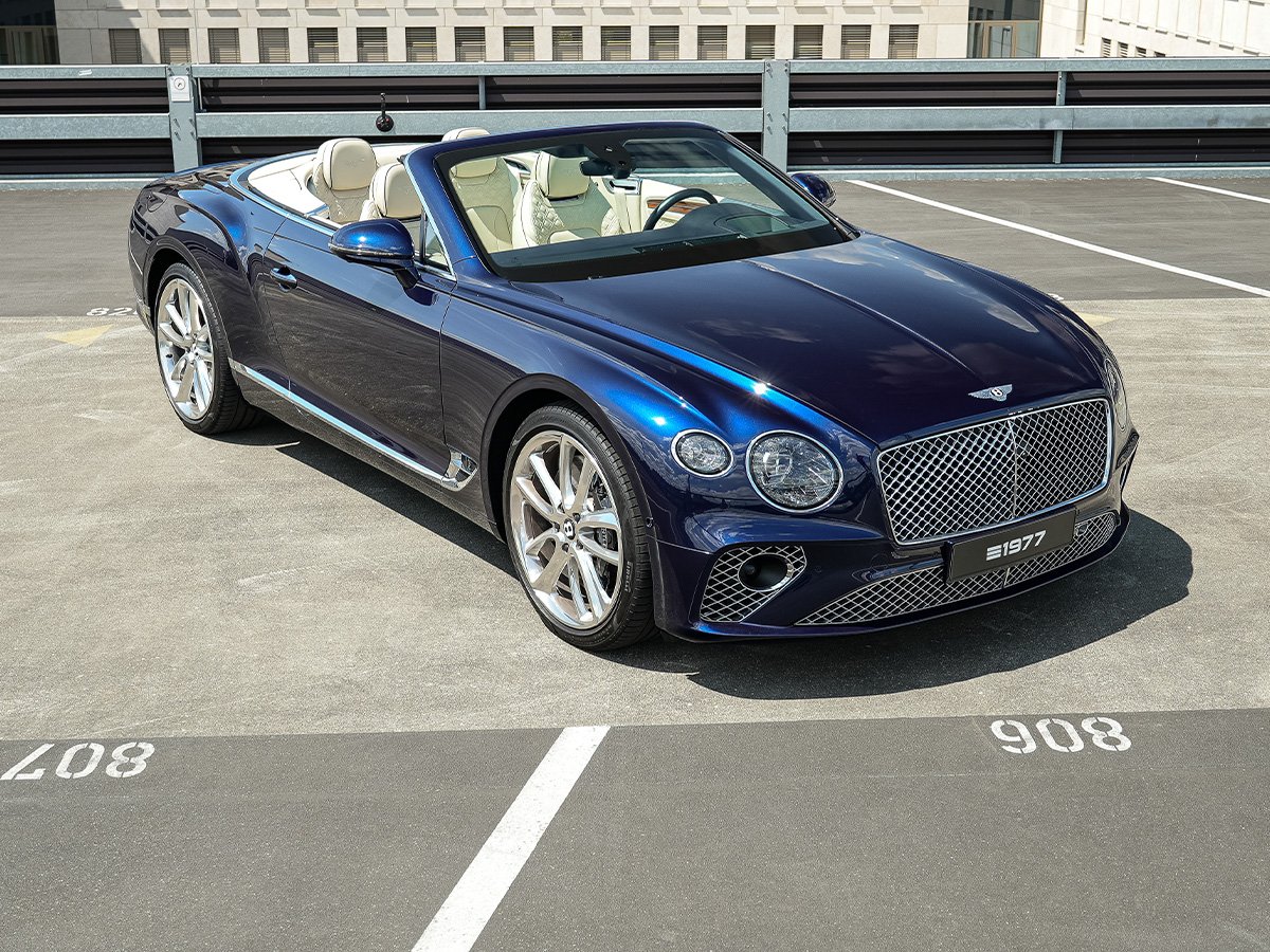 bentley-continental-gt-w12-cabrio-hs59fp7-1200x900-01