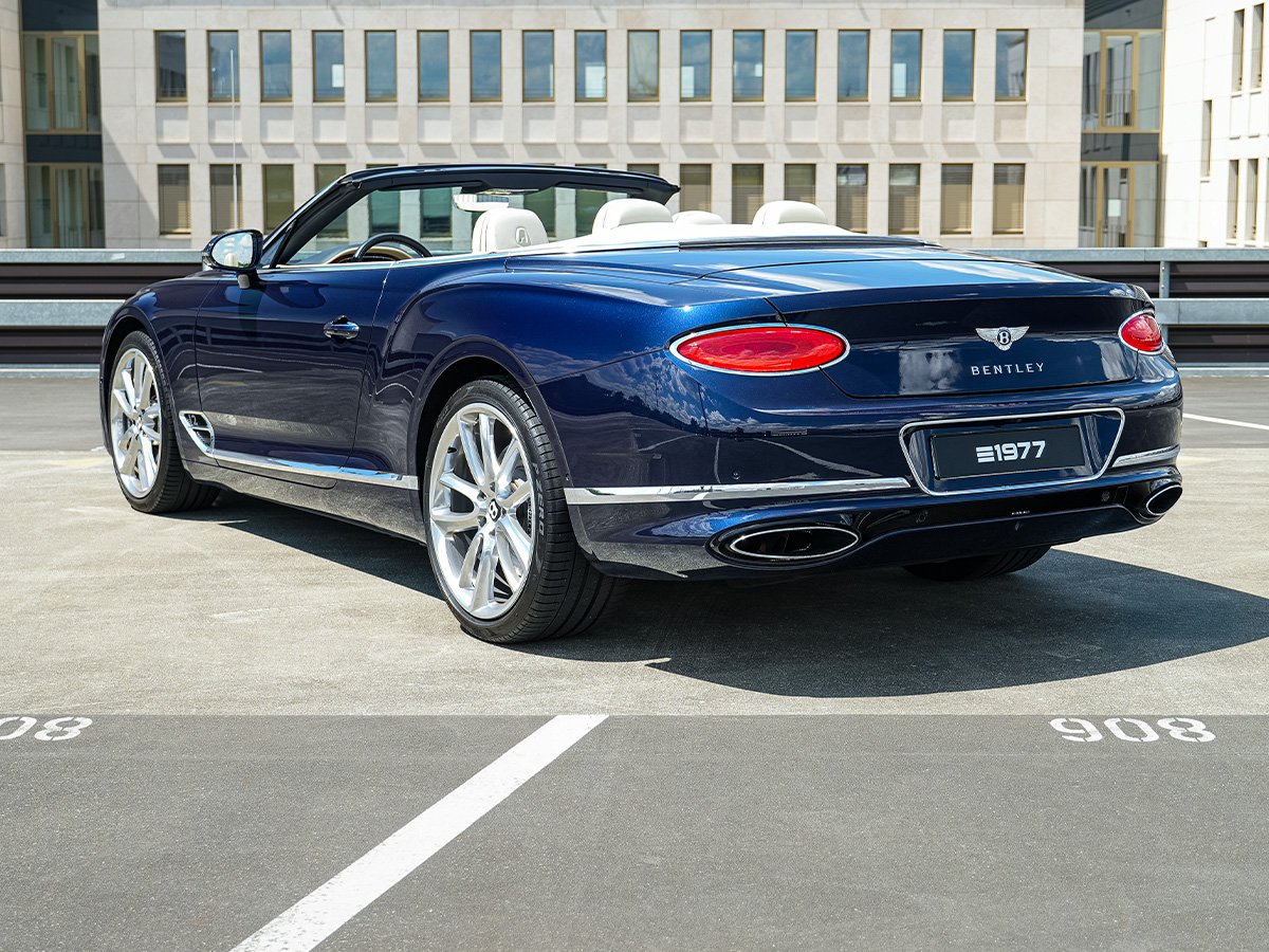bentley-continental-gt-w12-cabrio-hs59fp7-1200x900-02