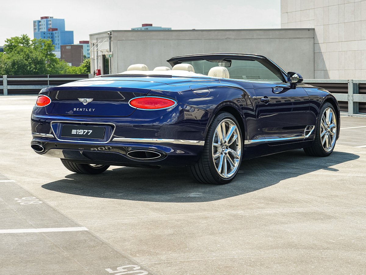 bentley-continental-gt-w12-cabrio-hs59fp7-1200x900-03