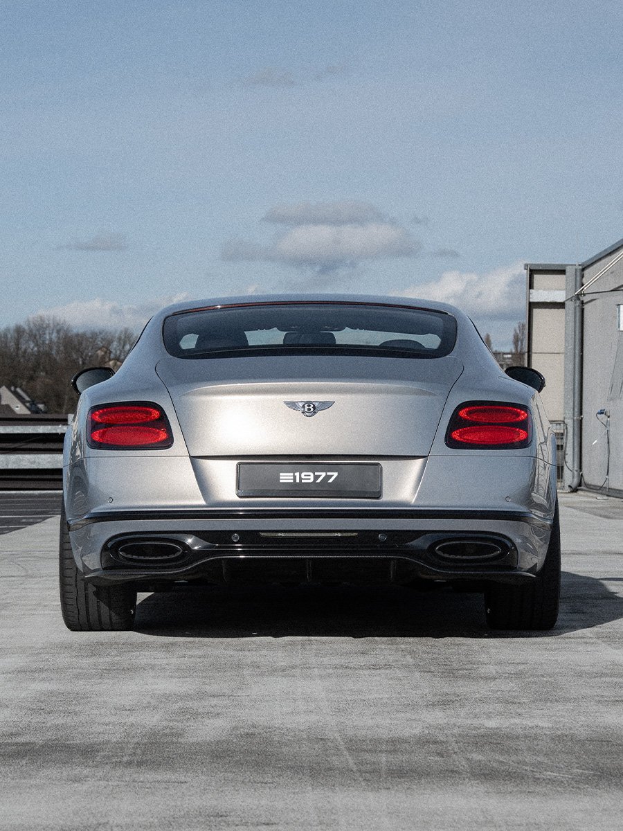 bentley-continental-supersports-w12-hs94ma7-900x1200-01