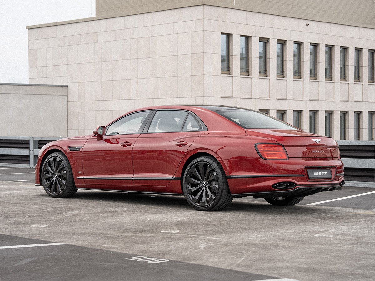 bentley-flying-spur-v8-hs785w2-1200x900-04
