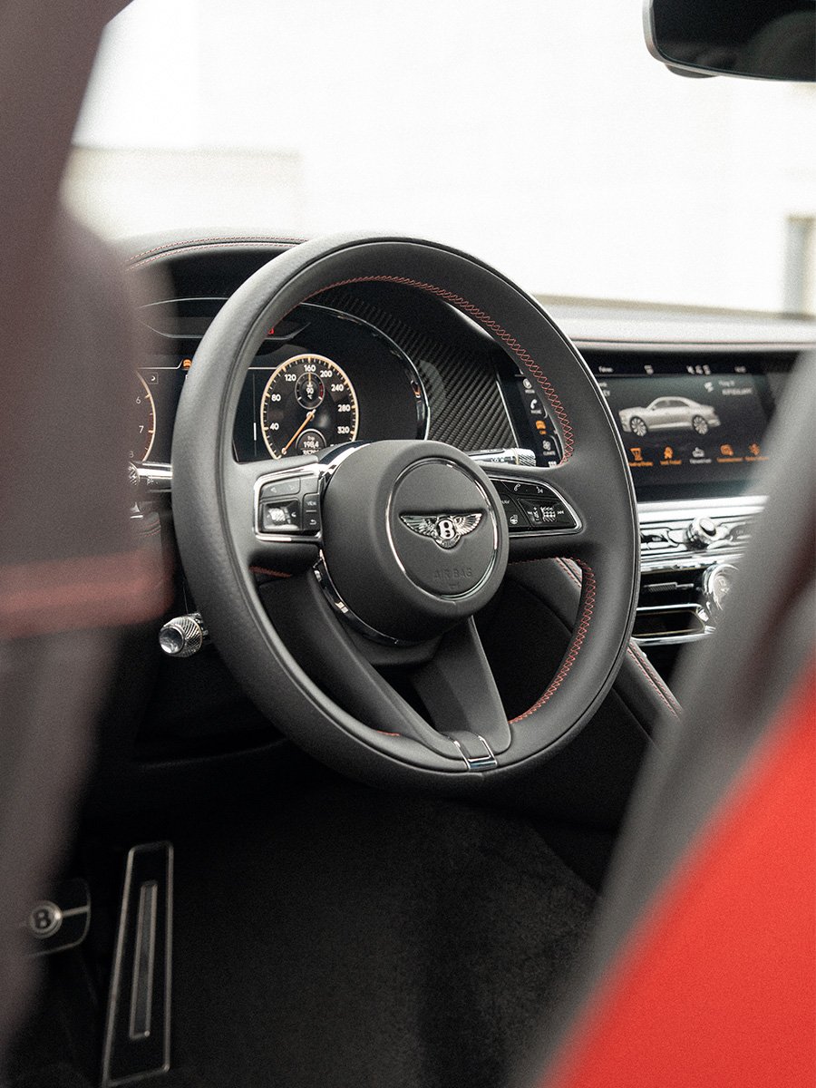 bentley-flying-spur-v8-hs785w2-900x1200-04