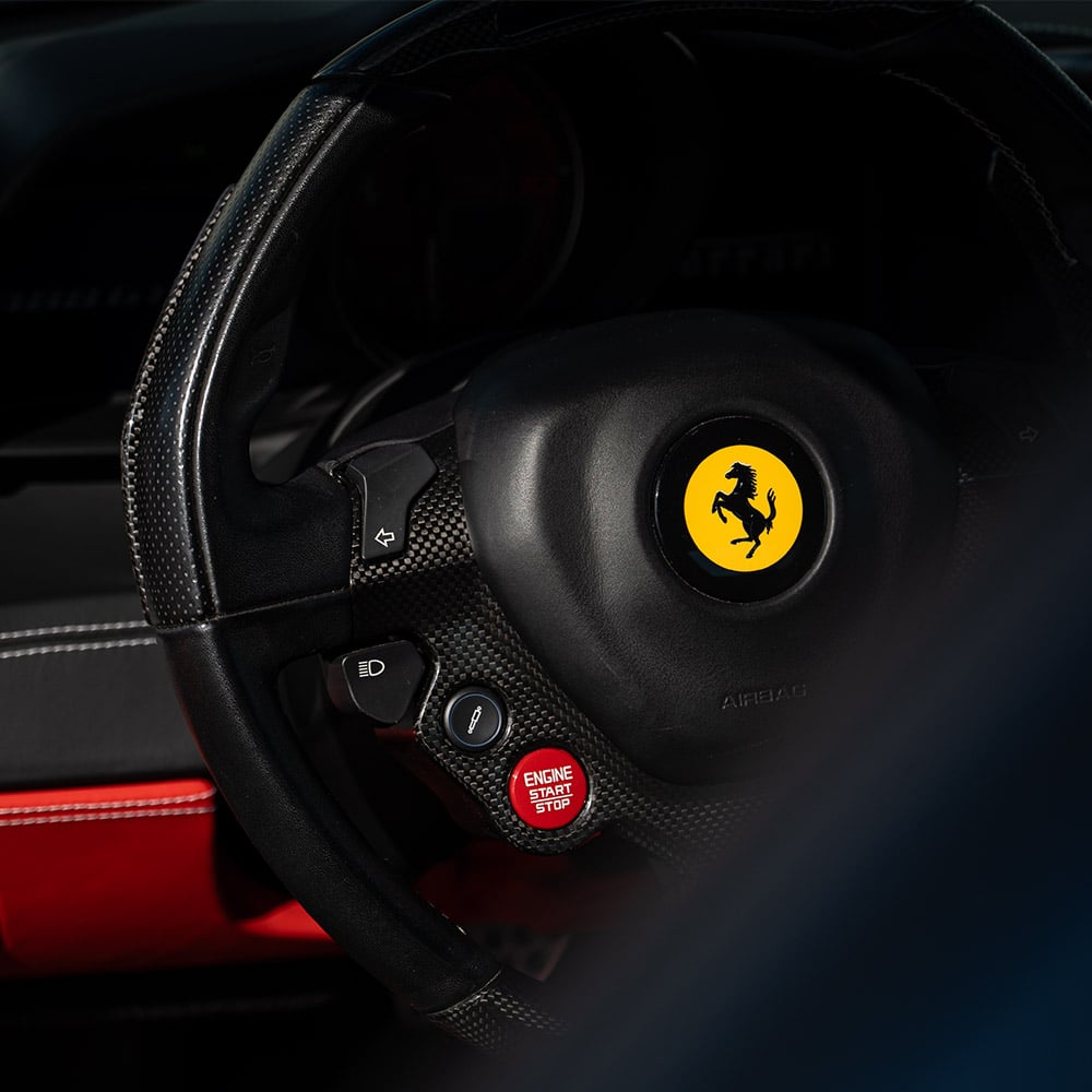 ferrari-488-gtb-est2325-1000x1000-web-01