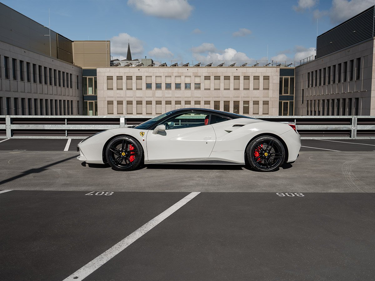 ferrari-488-gtb-est2325-1200x900-web-04