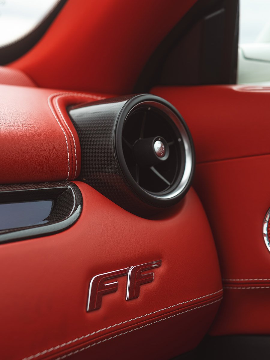 ferrari-ff-hs86ff1-900x1200-web-05