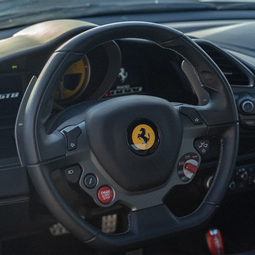 ferrari_488_gtb_hs6gg7h-1000x1000-03