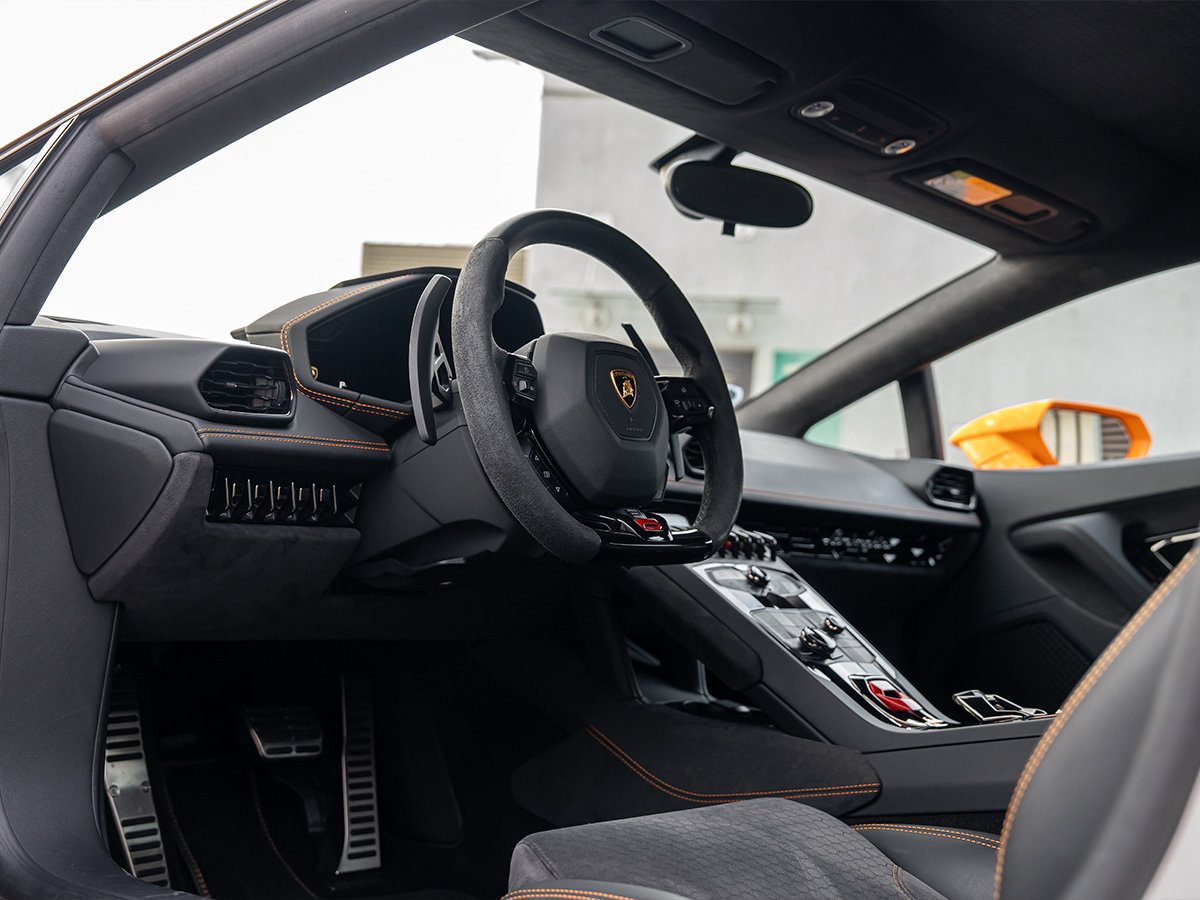 lamborghini-huracan-lp610-4-avio-hs70391-1200x900-05
