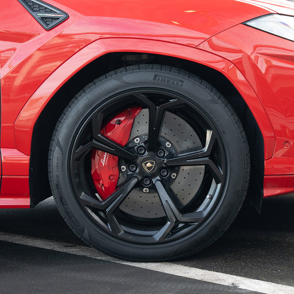 lamborghini-urus-hs61a92-1000x1000-web-03