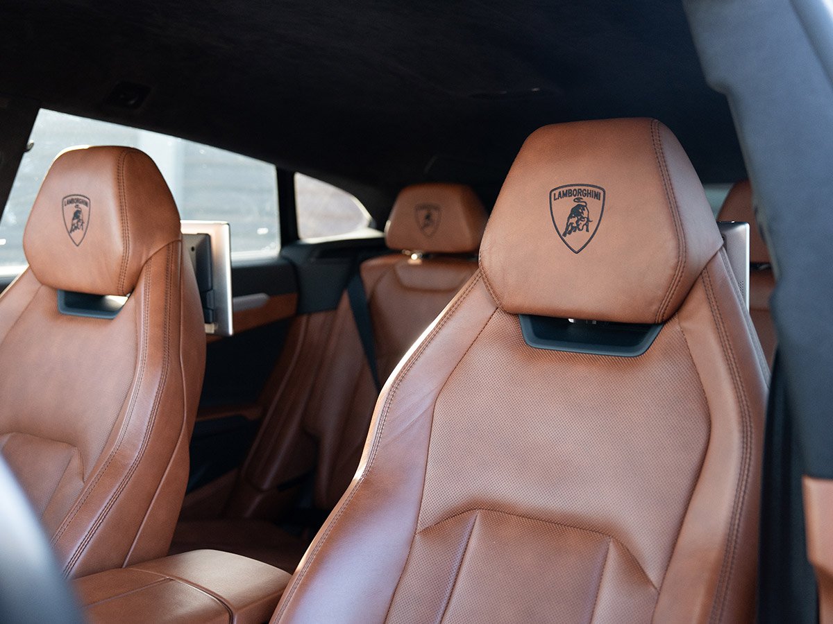 lamborghini-urus-hs61a92-1200x900-web-03