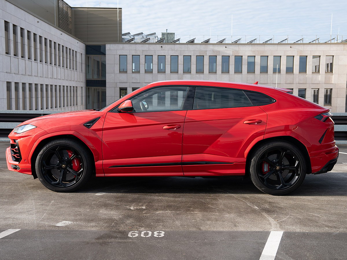 lamborghini-urus-hs61a92-1200x900-web-07