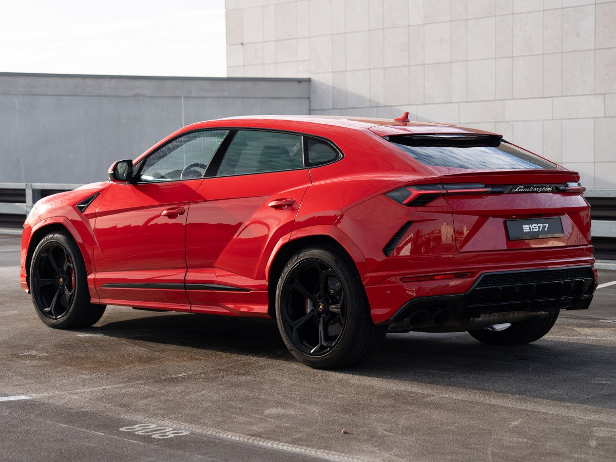 lamborghini-urus-hs61a92-1200x900-web-08