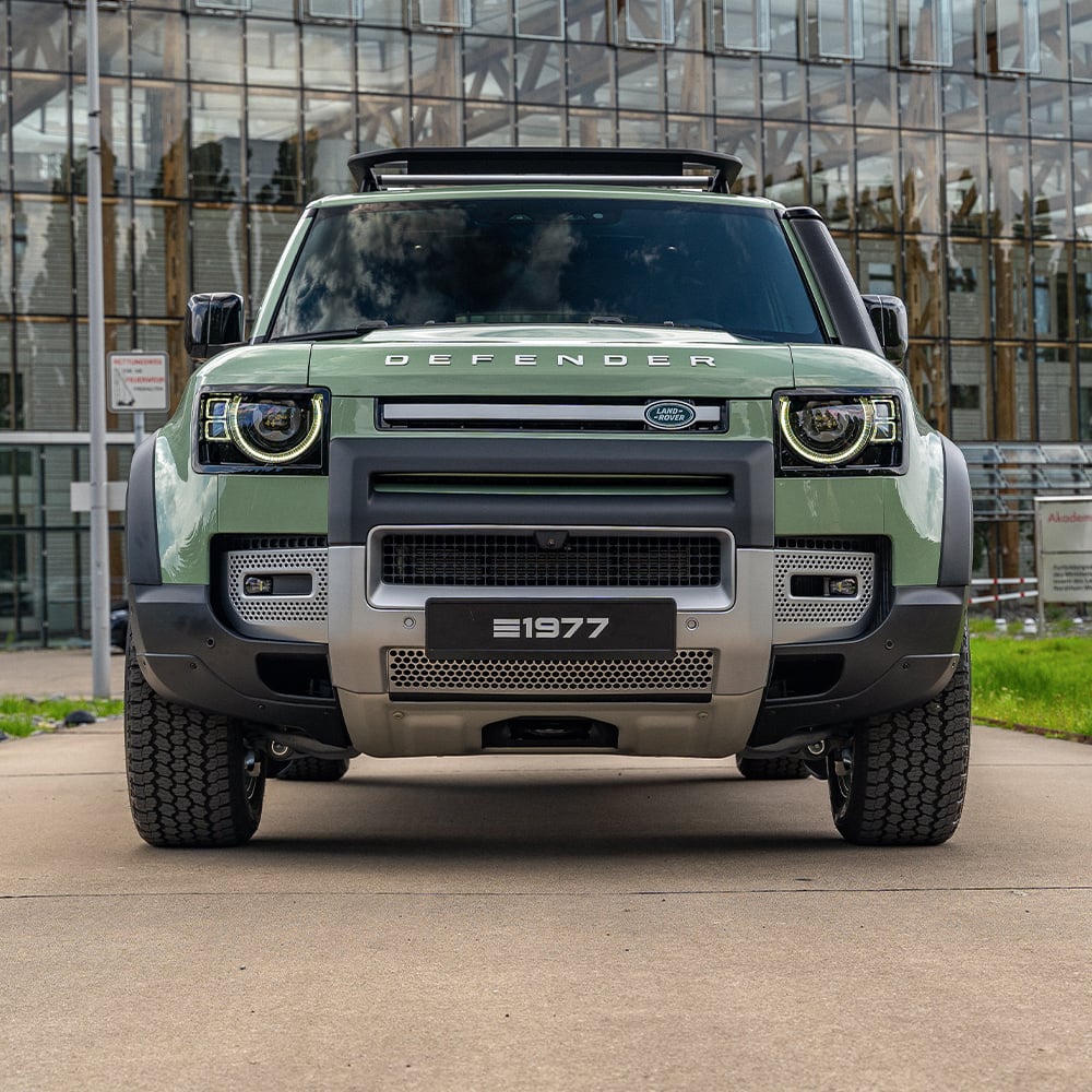 land-rover-defender-110-75th-limited-edition-hs15fp3-1000x1000-01