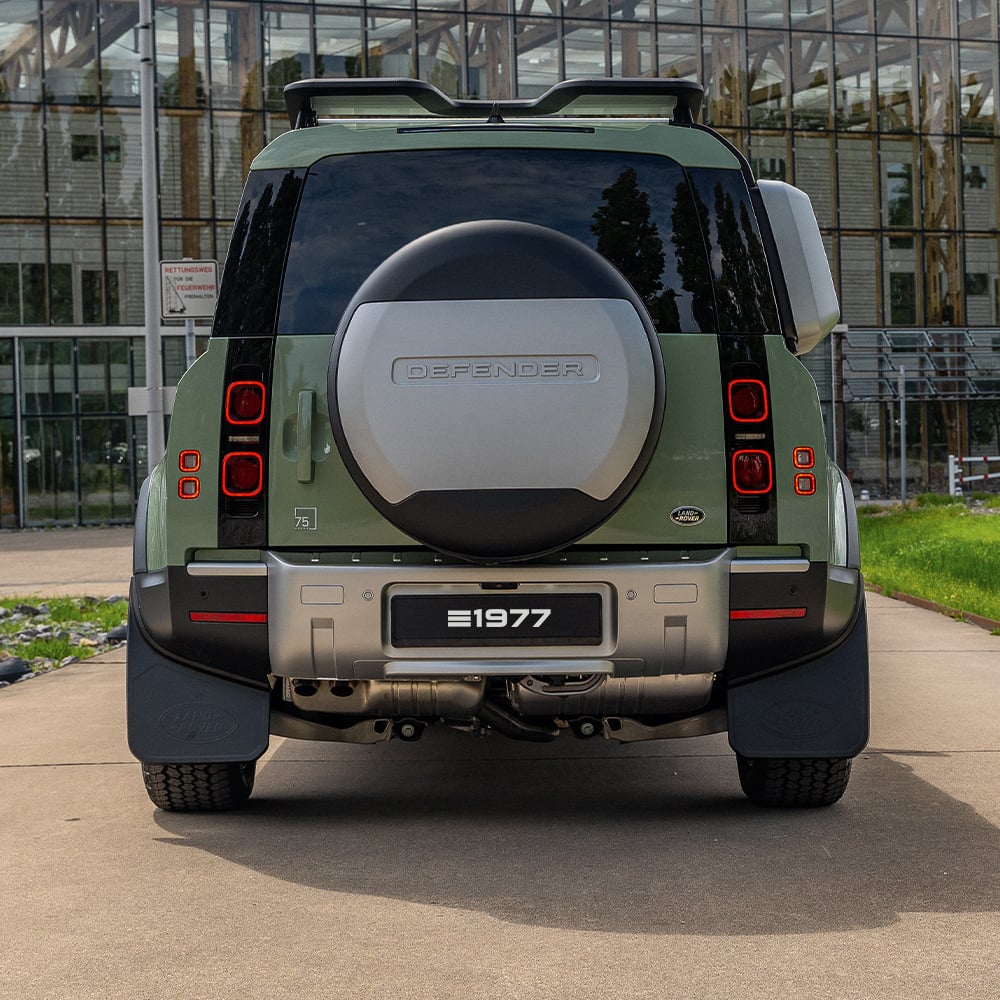 land-rover-defender-110-75th-limited-edition-hs15fp3-1000x1000-02