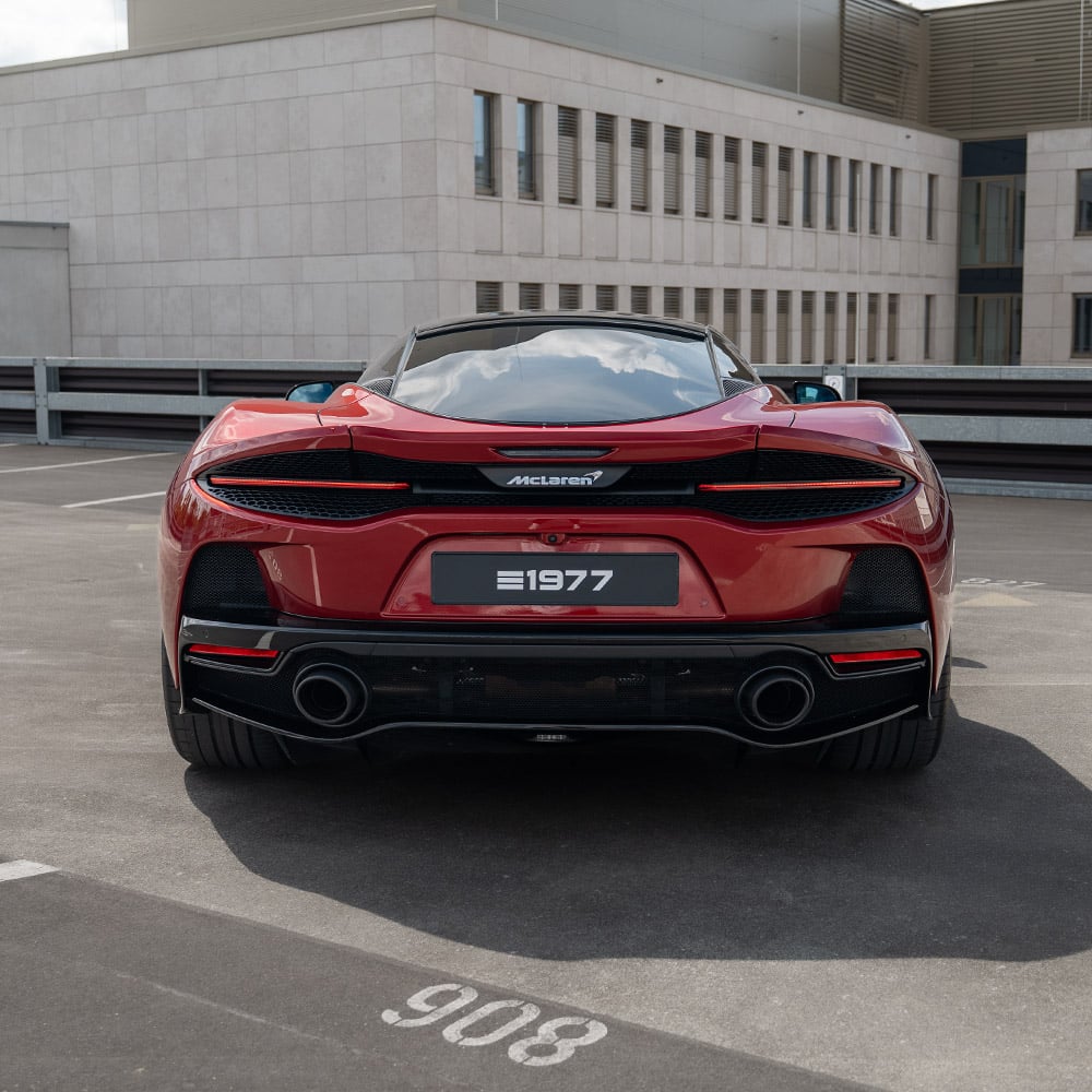 mclaren-gt-hs4978b-1000x1000-web-05
