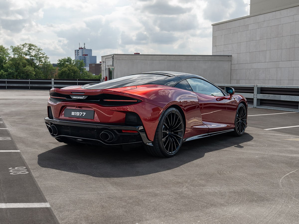 mclaren-gt-hs4978b-1200x900-web-02