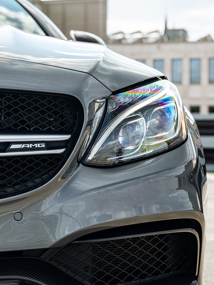 mercedes-amg-c-63s-cabrio-est45x4-900x1200-02