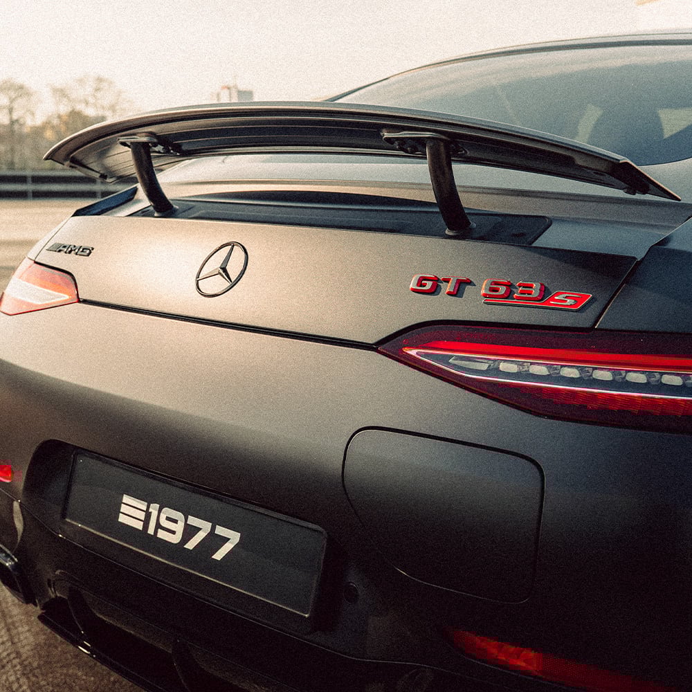 mercedes-amg-gt-63-s-e-performance-hs41p76-1000x1000-01