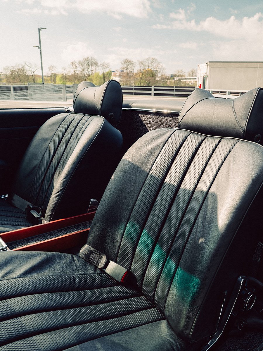 mercedes-benz-280-sl-pagode-hs113s2-900x1200-03