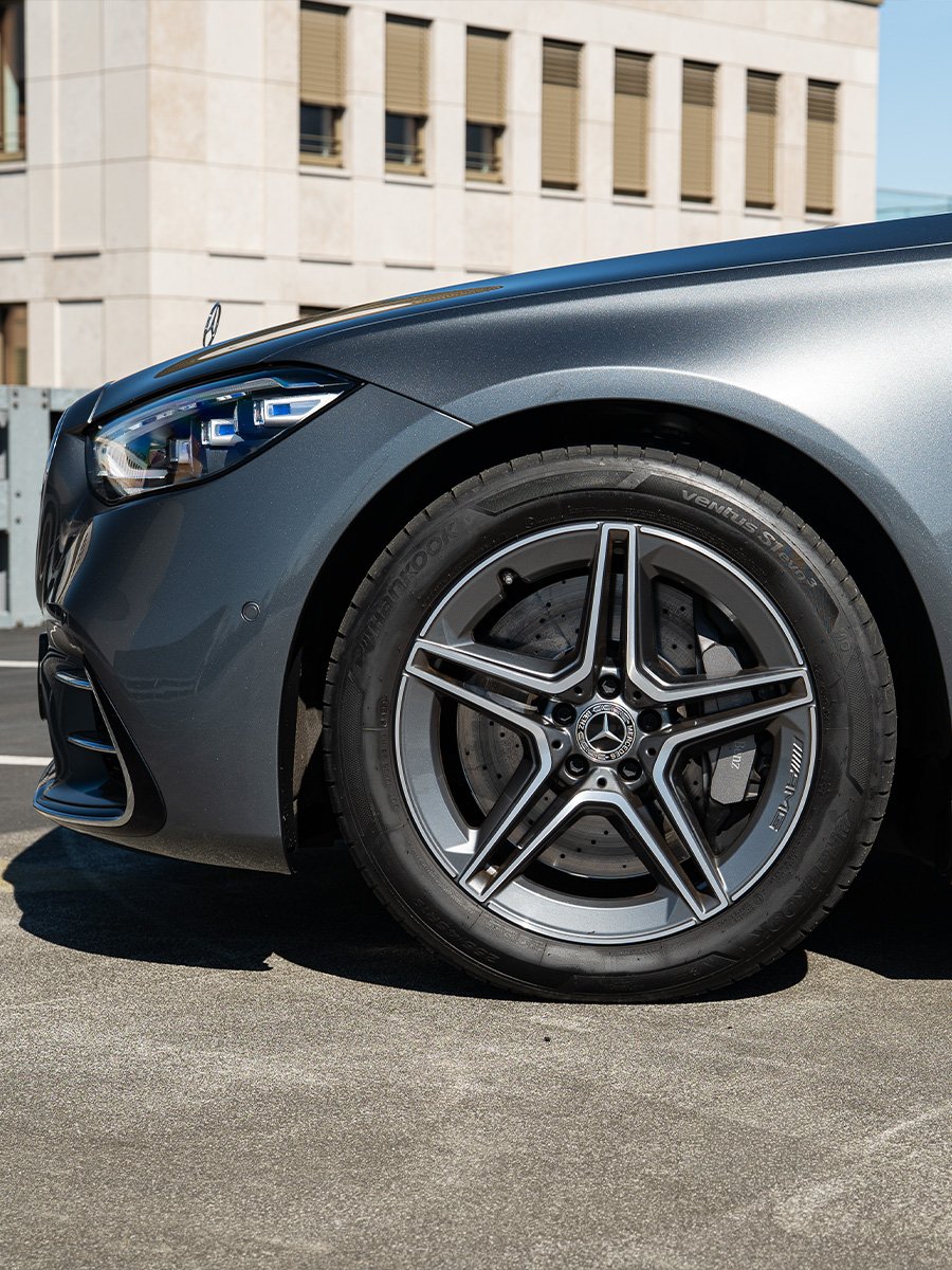 mercedes-benz-s-580-hs364wa-900x1200-01