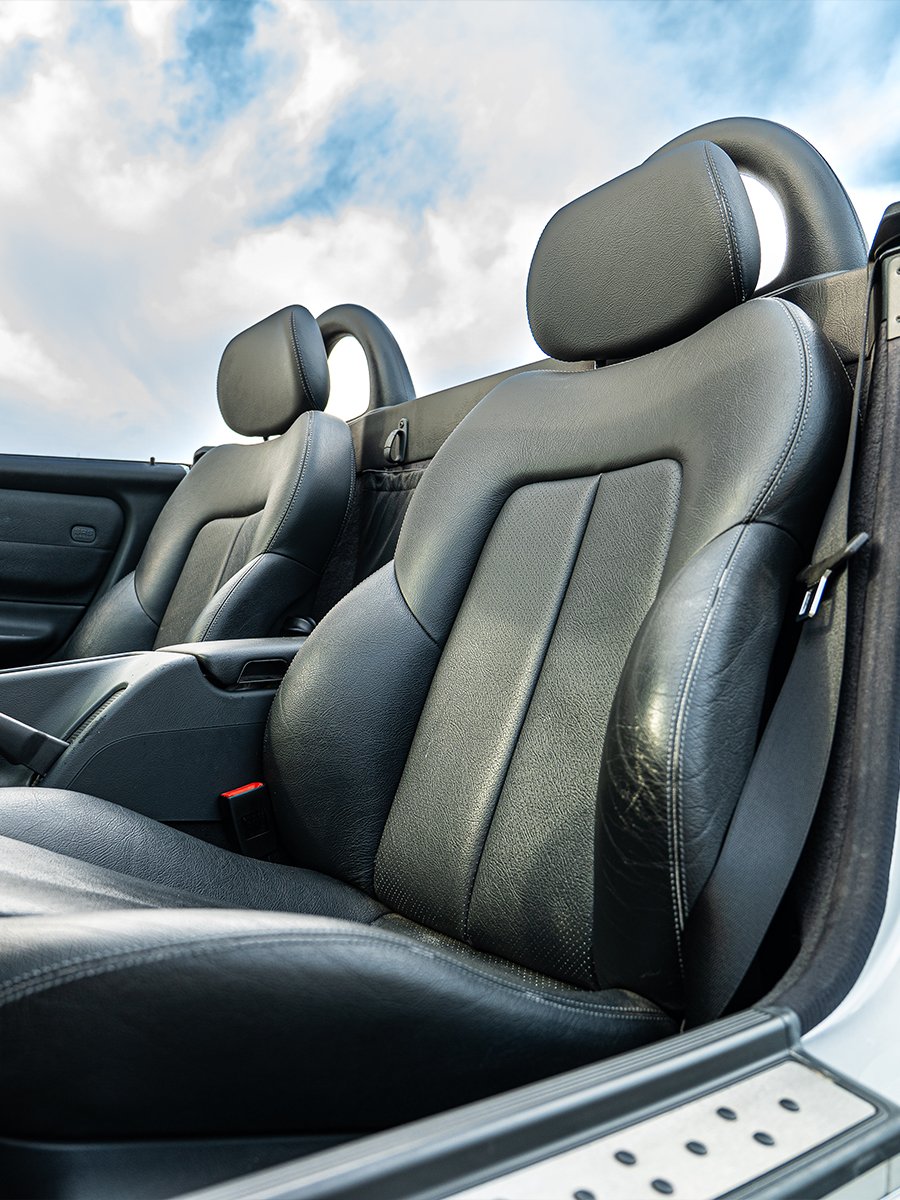mercedes-benz-slk-200-kompressor-est6f5e-900x1200-03