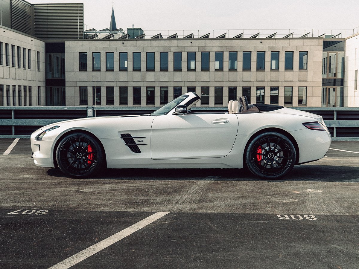 mercedes-benz-sls-amg-roadster-gt-hs761sq-1200x900-02