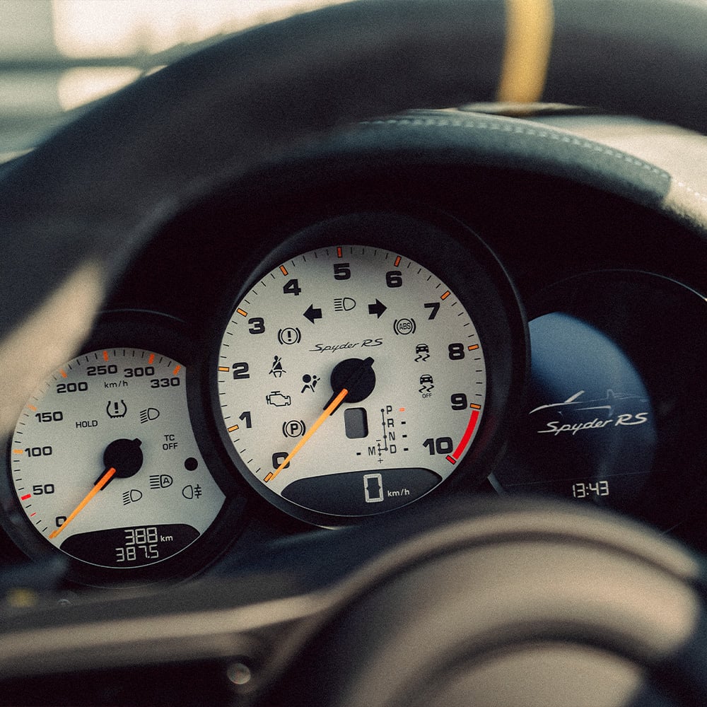 porsche-718-boxster-spyder-rs-hs326b1-1000x1000-04