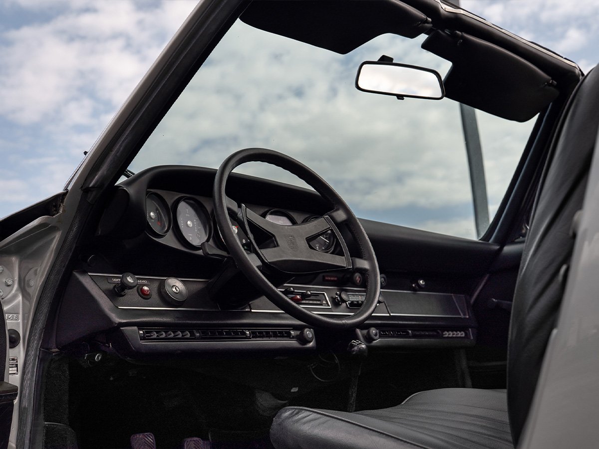 porsche-911-t-targa-est35f2-1200x900-11