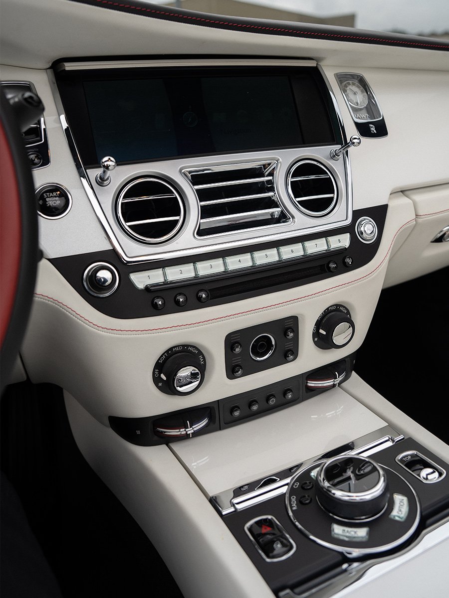 rolls-royce-dawn-cabriolet-hs863rr-900x1200-04