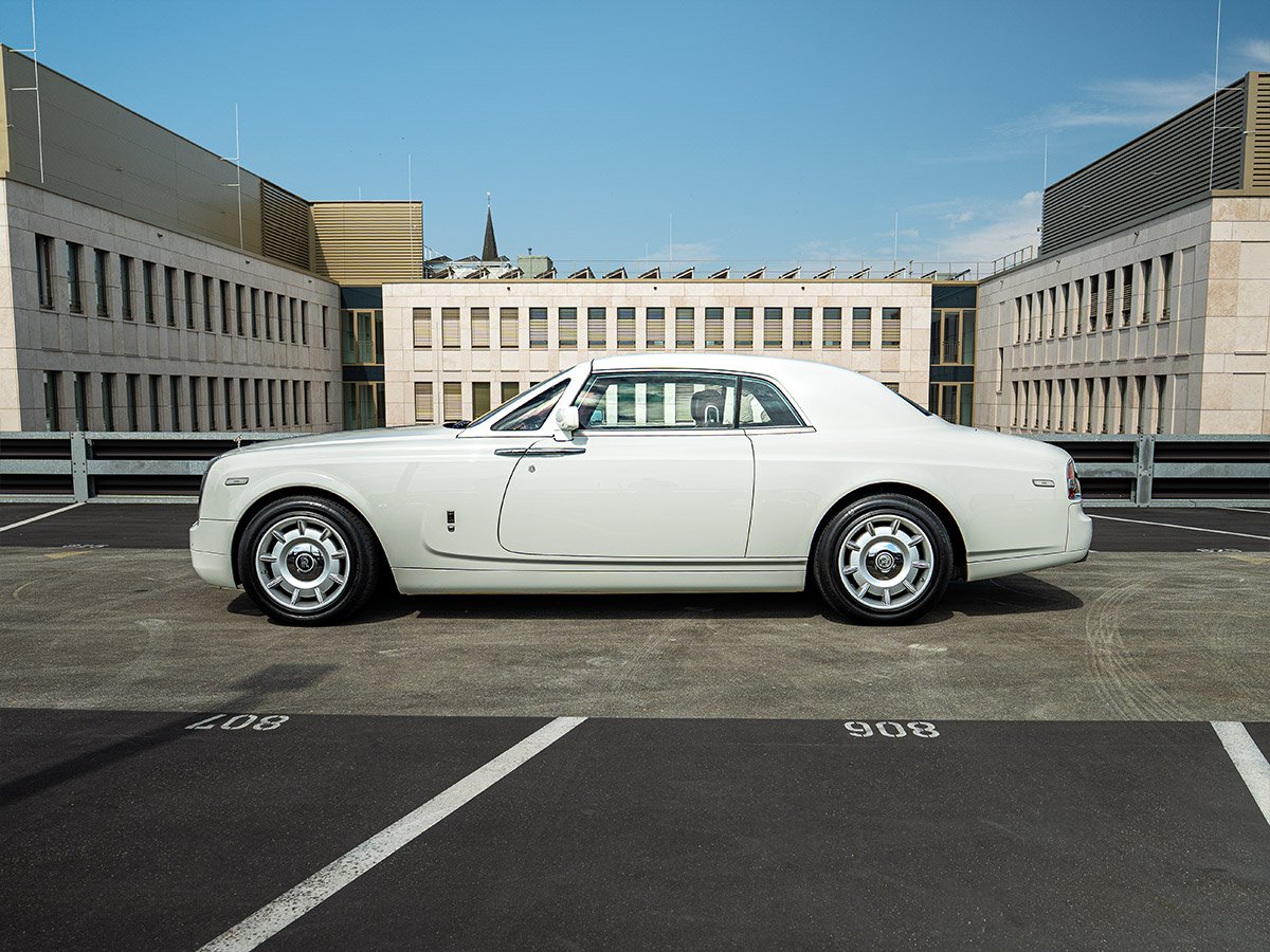 rolls-royce-phantom-hs26ab3-1200x900-web-15
