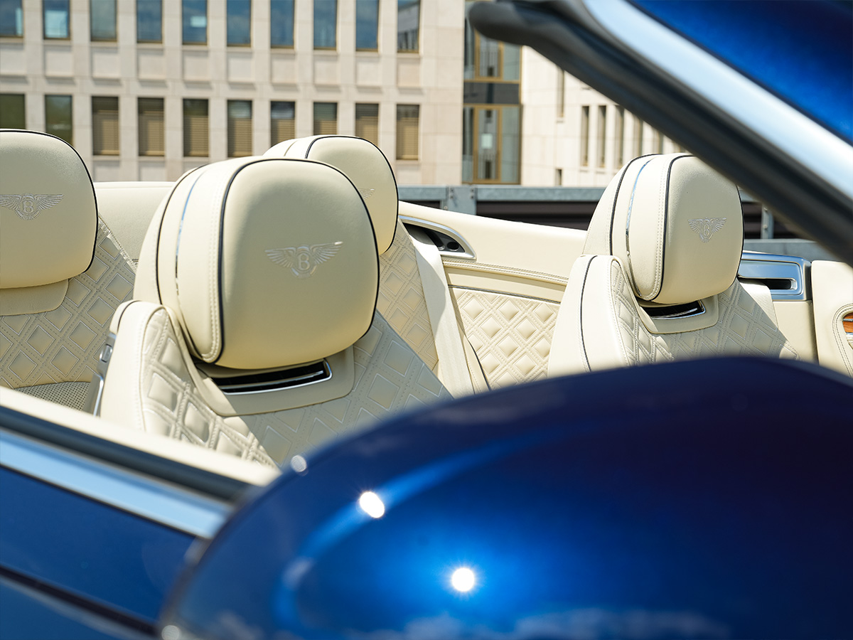 Bentley Continental GT Cabrio Interieur Thumb
