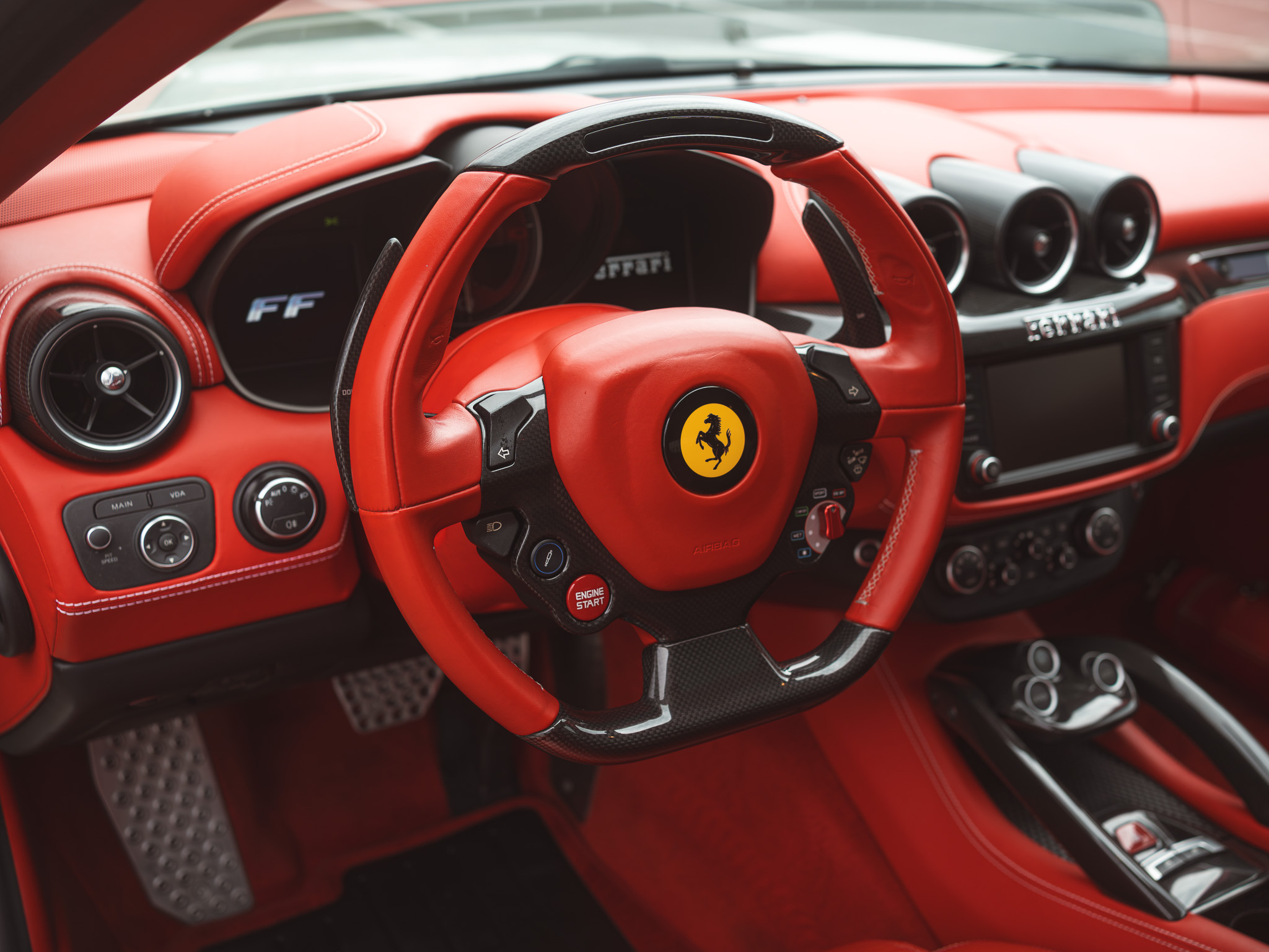 ferrari-ff-hs86ff1-panorama-thumb