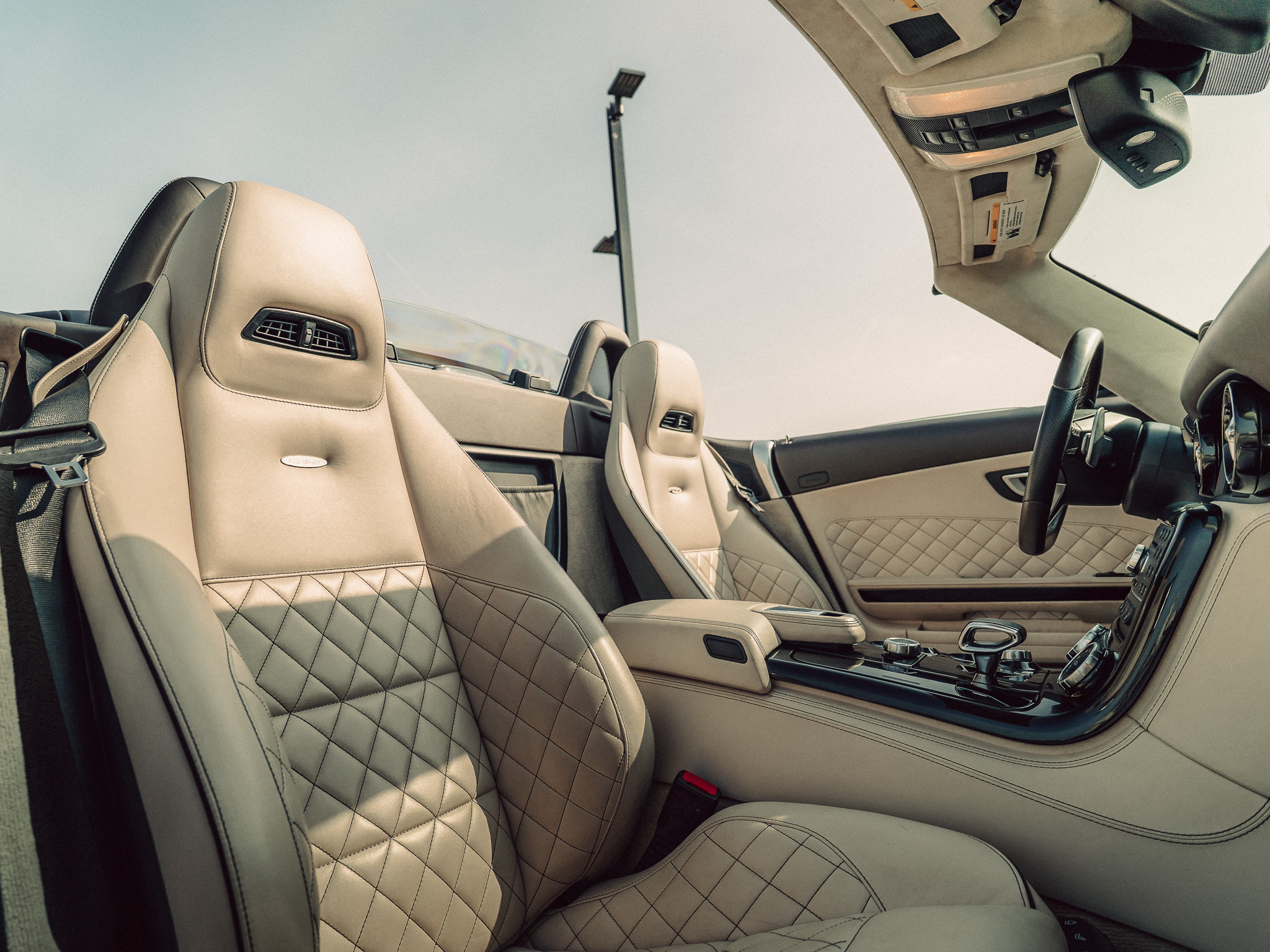 mercedes-benz-sls-amg-roadster-gt-panorama-thumb
