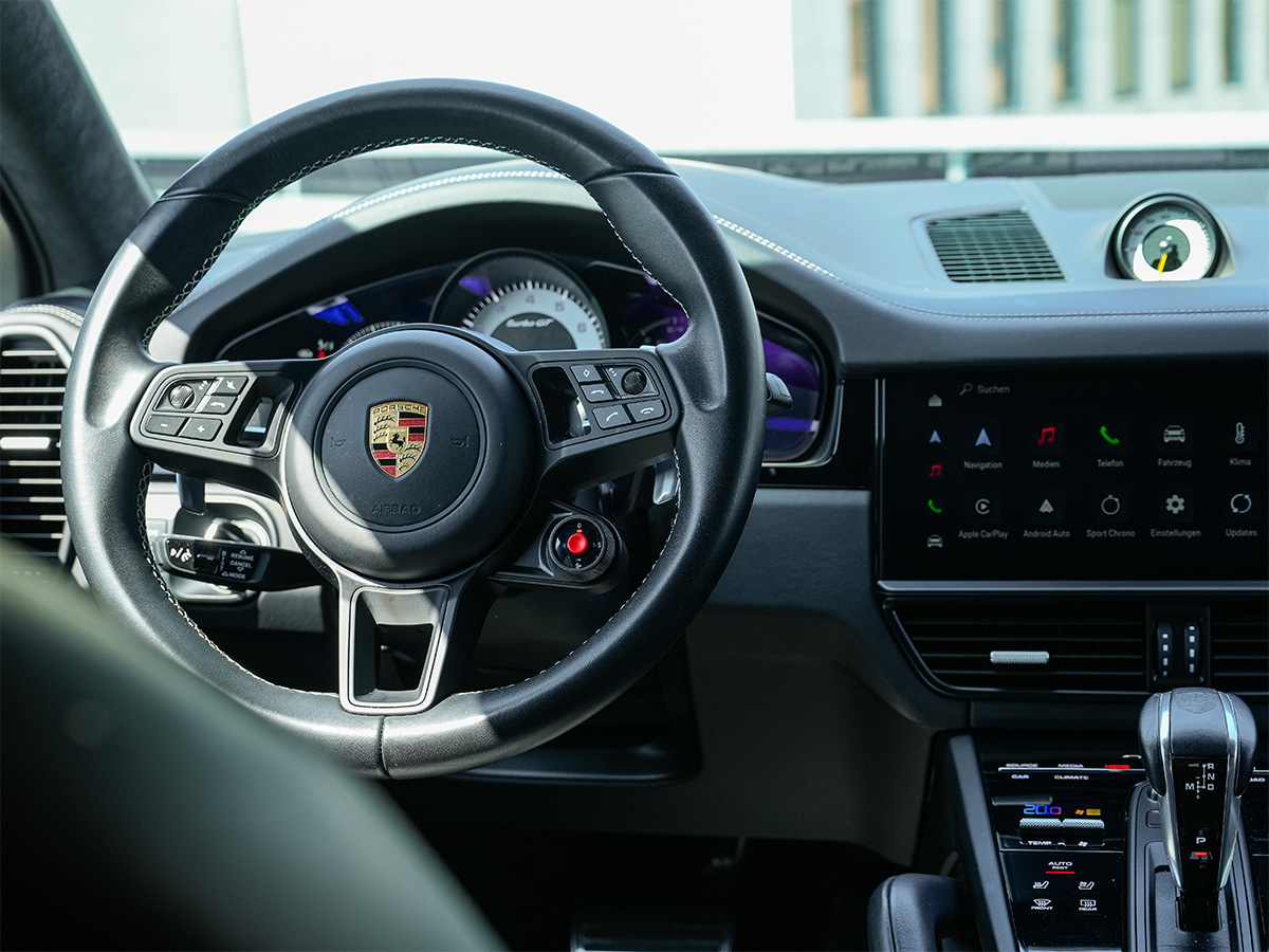 Porsche Cayenne Turbo GT Interieur Thumb