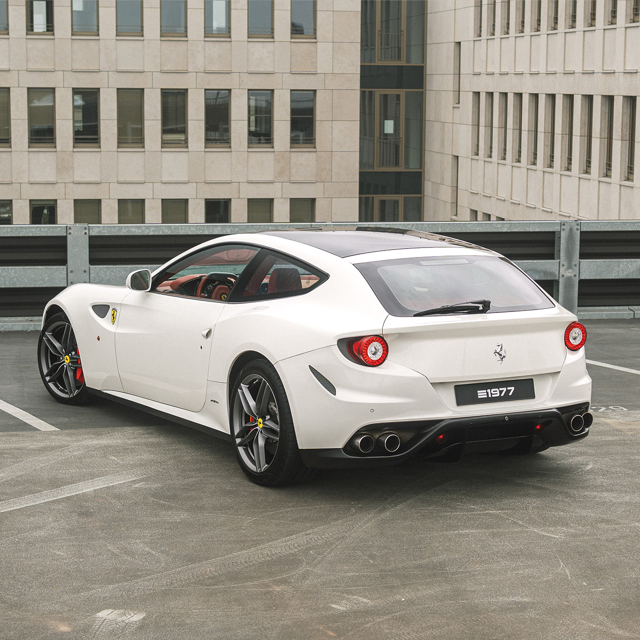 Ferrari FF (HS86FF1)